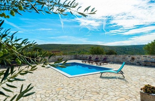 Benkovac Ski Chalet | Stone country House Irena with pool on a large property