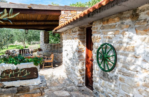 Benkovac Ski Chalet | Stone country House Irena with pool on a large property