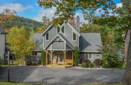 Thayerville House | Stone Crest