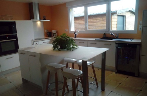 Quettreville-sur-Sienne House | Stone house with jacuzzi 6 km from the beach.