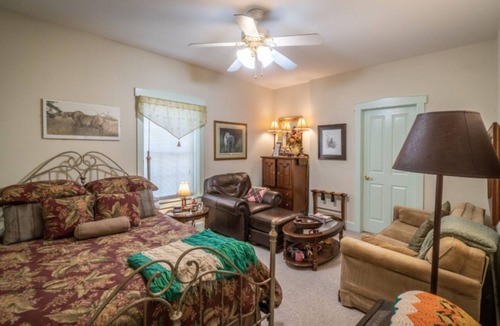 Hermann Bed & Breakfast | Stone Haus Bed & Breakfast