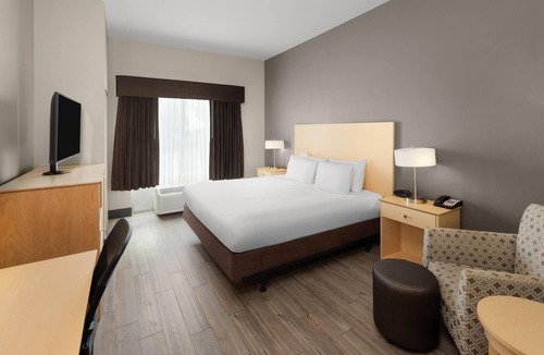 Norman Hotel | Stone Hill Norman, Trademark Collection by Wyndham