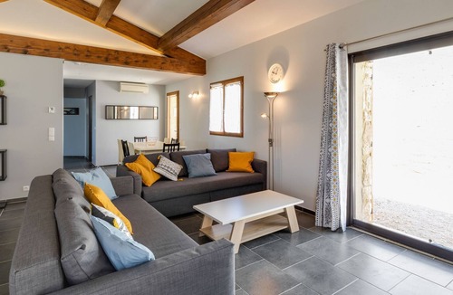 Orgnac-l'Aven House | Stone holiday home with private pool in southern Ardèche