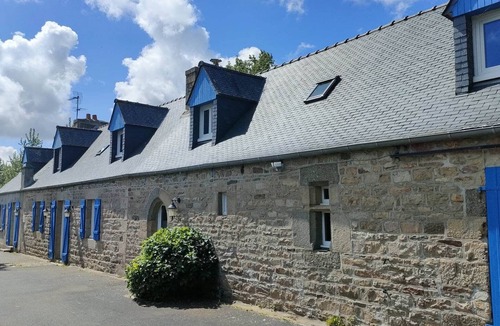 Plufur Cottage | Stone house 10 minutes from the beach