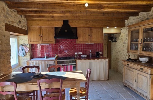 Meyrals House | Stone house, 3bed, 6pers, fenced garden and swimming pool in the heart of Périgord Noir