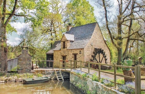 Loheac House | Stone House from 1901