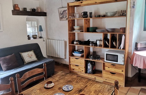 Vissec House | Stone house in the heart of Larzac, free-roaming horses and horse-drawn carriage rides