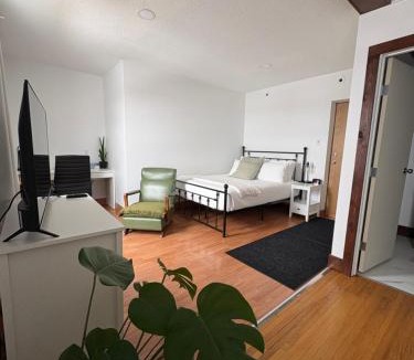 Kenora Apartment | Stone House Kenora