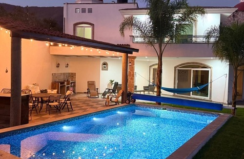 Sin Nombre House | STONE HOUSE LAKE