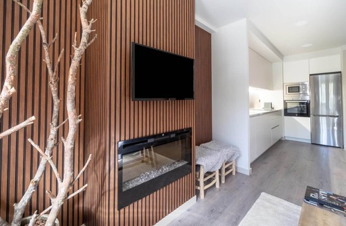 Benasque Apartment | Stone House near Cerler Ski Resort