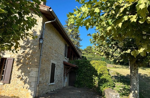 Amberieu-en-Bugey House | Stone house on the heights of Ambérieu. View of the Bugey mountains