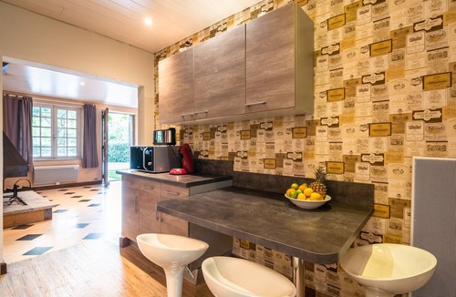 Saint-Denis Villa | Stone House St Denis with Pool & Views