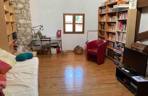 Saint-Beauzile House | Stone house, terraced garden and pool