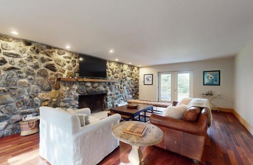 Morrisville House | Stone House