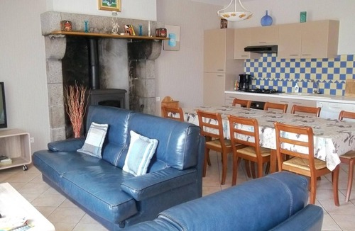 Chalandrey Cottage | Stone house with garden and parking, near Mont Saint Michel