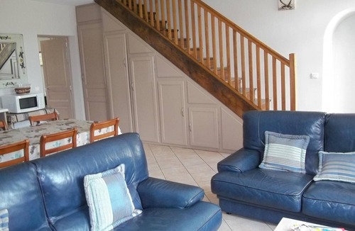 Chalandrey Cottage | Stone house with garden and parking, near Mont Saint Michel