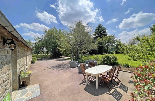 Mantilly Cottage | Stone house with garden in Normandy, wifi included