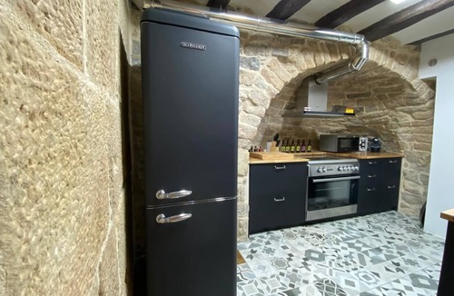 Nalec House | Stone House with Private Spa and Unique Jacuzzi