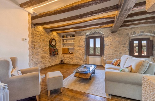 Nalec House | Stone House with Private Spa and Unique Jacuzzi