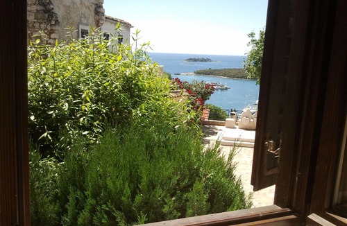 Vrsar House | Stone house with sea view