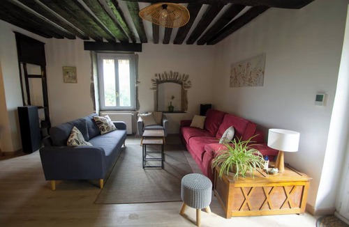 Viry House | Stone house with view