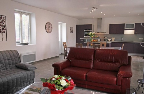 Brillevast Cottage | Stone house with WIFI and pets allowed, Cotentin