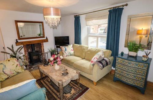 Pontblyddyn House | Stone Houses