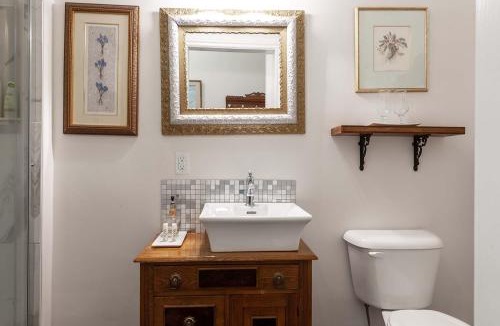 Stratford Hotel | Stone Maiden Inn