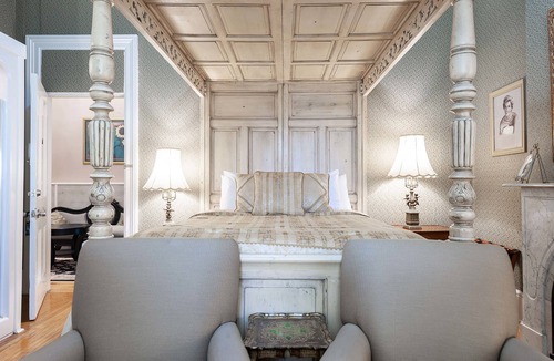 Stratford Hotel | Stone Maiden Inn