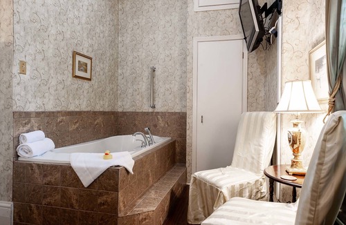 Stratford Hotel | Stone Maiden Inn