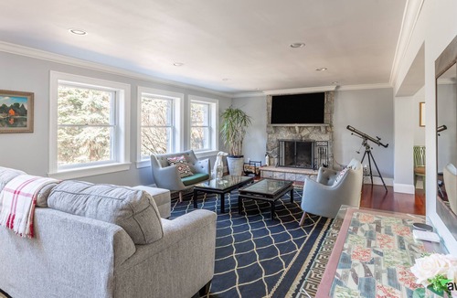 Briarcliff Manor Villa | Stone Manor