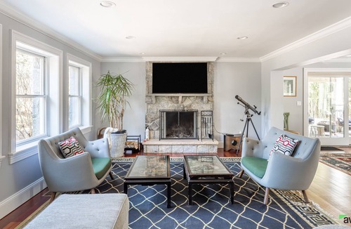 Briarcliff Manor Villa | Stone Manor