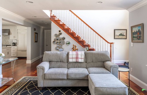 Briarcliff Manor Villa | Stone Manor