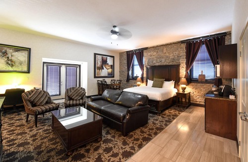 Merritton Hotel | Stone Mill Inn