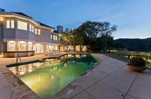 Los Angeles Villa | Stone Oak Estate
