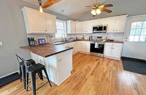 Town of Marbletown House | Stone Ridge Stunner