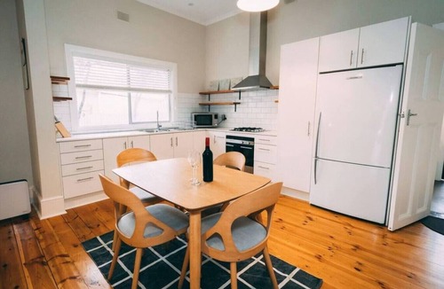 Rosewater House | Stone Rosewater— Cottage Charm near Semaphore