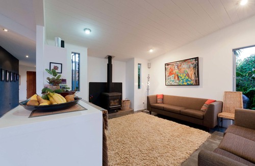 Kerikeri Bed & Breakfast | Stone Store Lodge