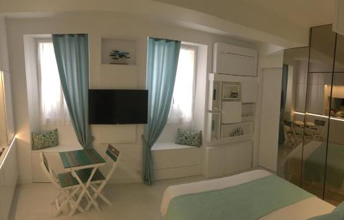 Old Town Apartment | Stone studio