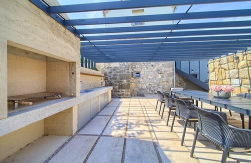 Nenadici Villa | Stone villa Jerini House* with an outdoor pool and wellness