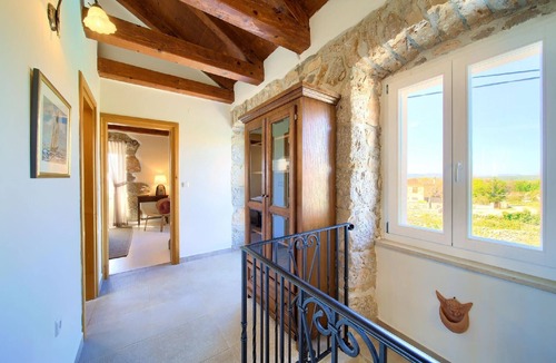 Garica House | Stone villa Margaret with pool and special flair