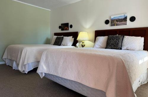 Fort Davis Hotel | stone village tourist camp