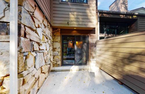 Deer Valley House | Stonebridge Valley View