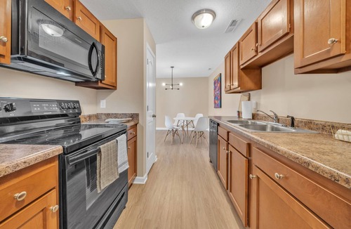 New Albany Apartment | Stonecrest 822, 2Bd Apt I Free Parking I Pool