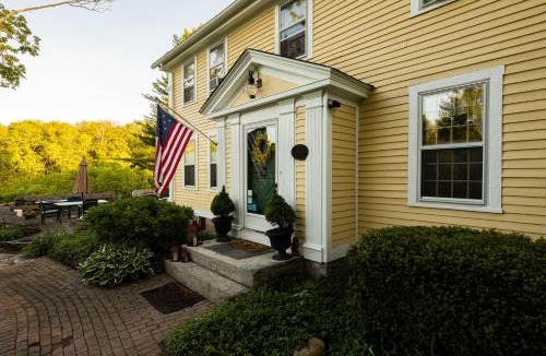 Ledyard Hotel | Stonecroft Country Inn