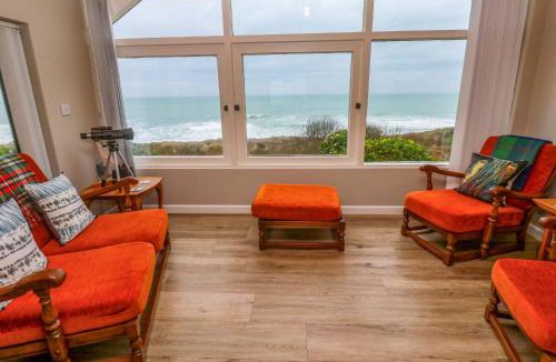 Praa Sands House | Stonecroft