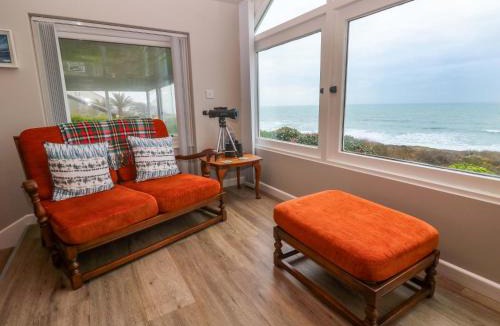 Praa Sands House | Stonecroft