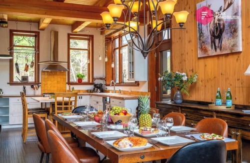 Stoneham-et-Tewkesbury House | Stoneham St-Évasion, Waterfront Sauna spa for 9