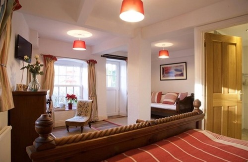 Alweston Bed & Breakfast | Stoneleigh Barn B&B