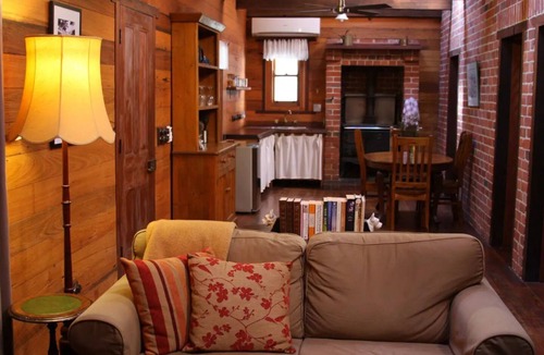 Gordon Cottage | Stoneleigh Miners Cottage